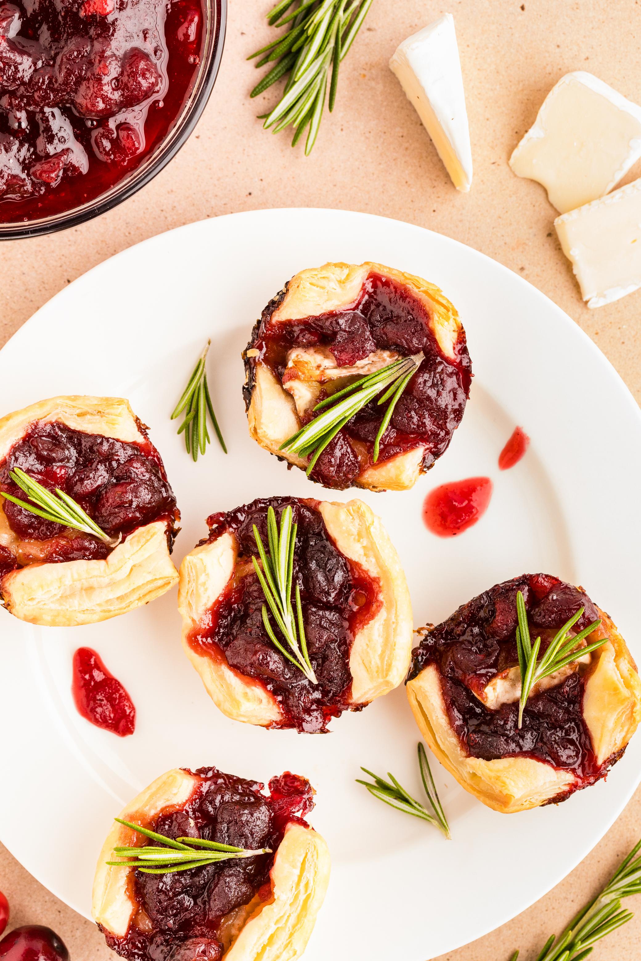 Cranberry Brie in Puff Pastry