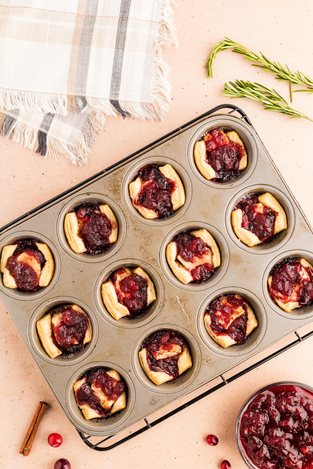 Cranberry Brie in Puff Pastry